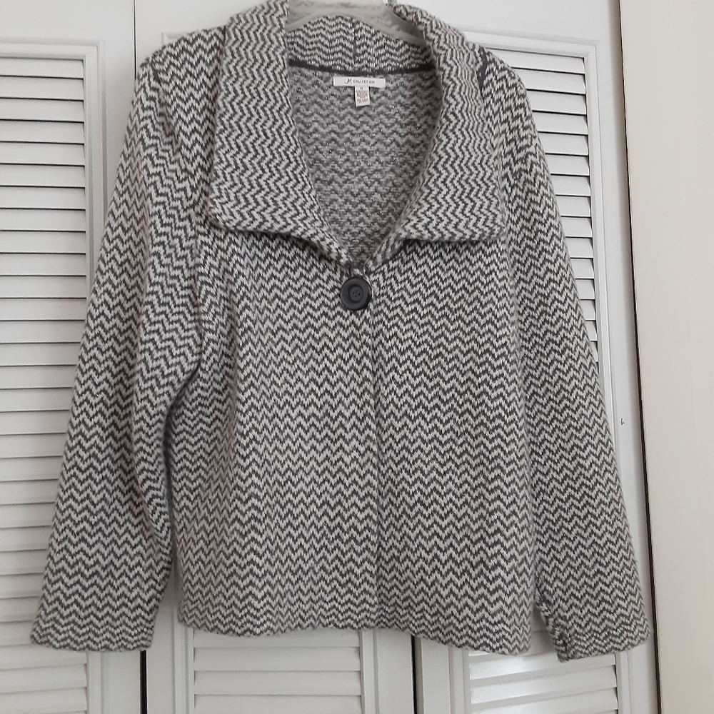 Sweater - Picture 3 of 3